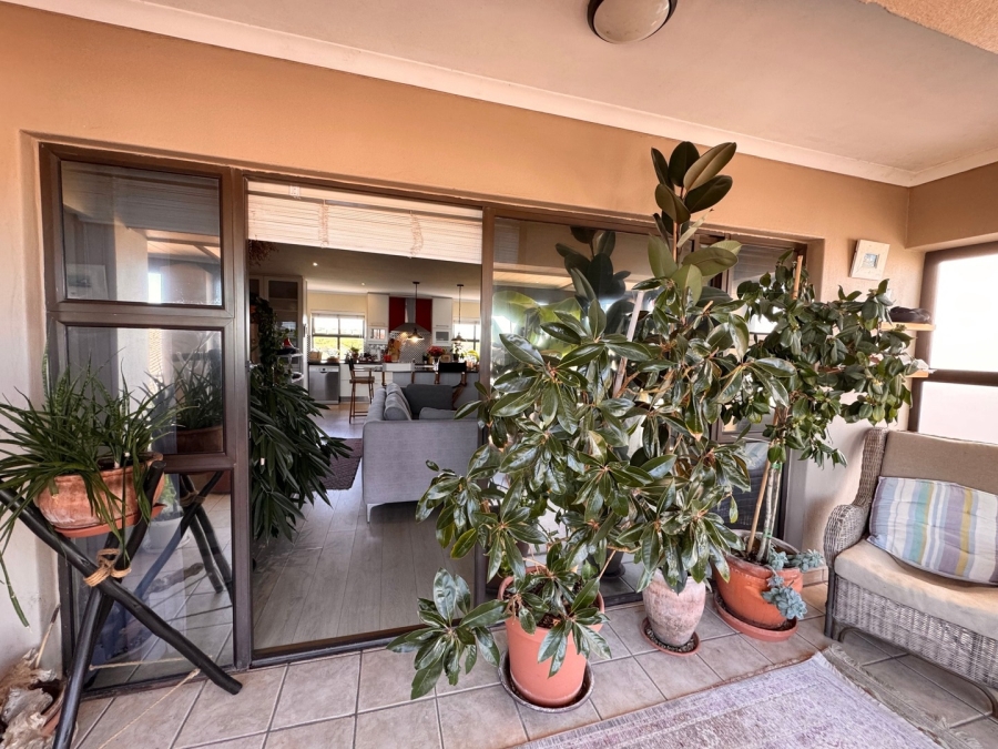 3 Bedroom Property for Sale in Big Bay Western Cape